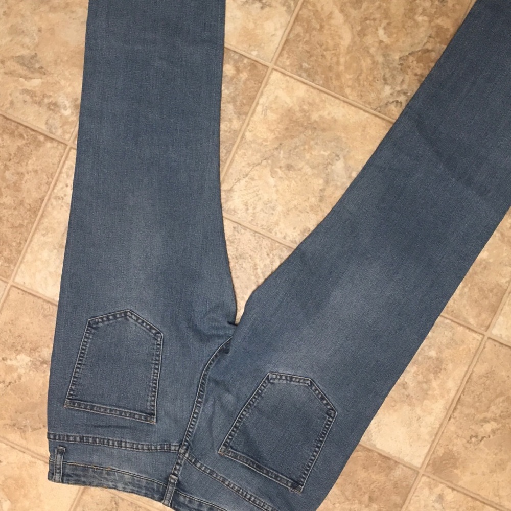 👖 Jeans - Picture 4 of 9